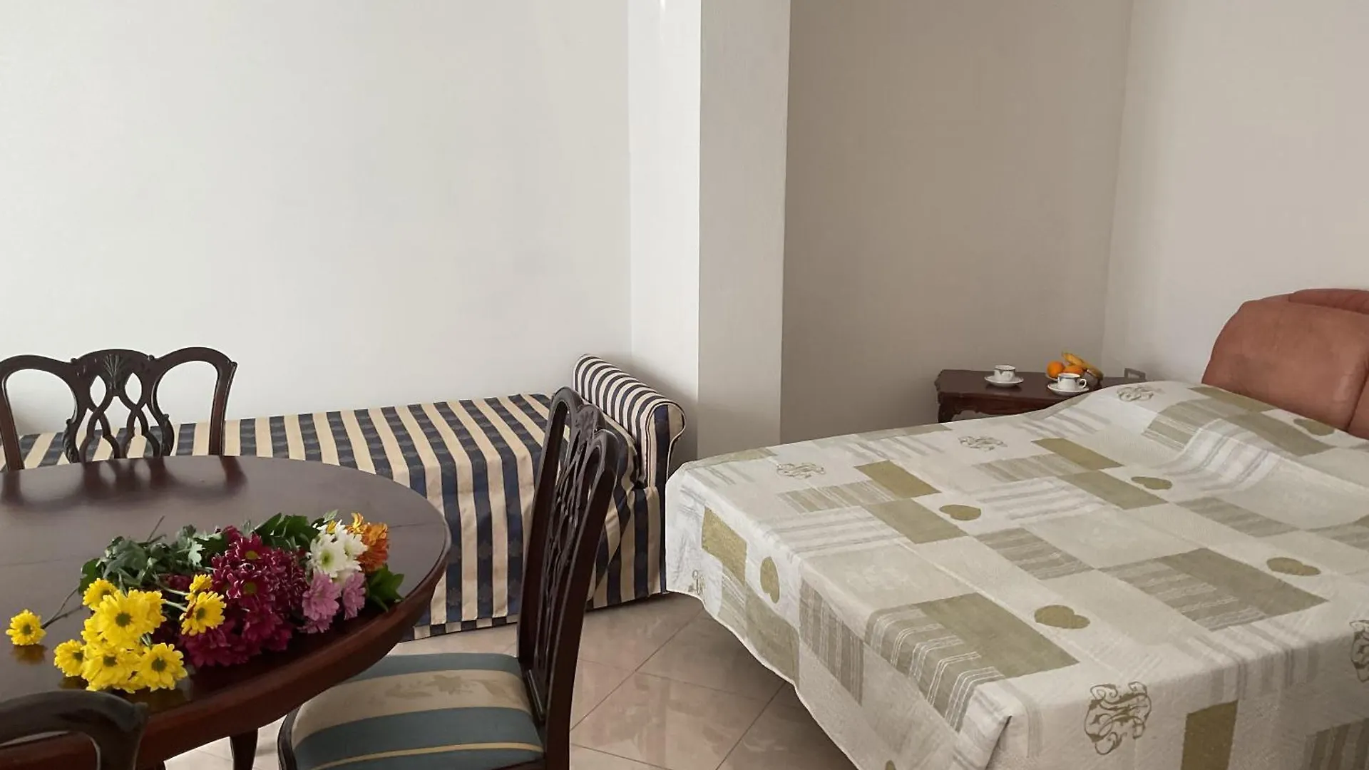 דירות פיזה Casa Elena 0*,